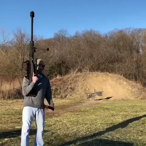 バレット立ち撃ちもすごいけど バレット2丁持ちすぎるおっさんが爽快すぎる ストレス解消できそう Togetter バレット立ち撃ちもすごいけど バレット2丁持ちすぎるおっさんが爽快すぎる ストレス解消できそう Togetter