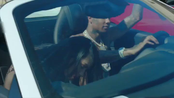 She call me daddy ion even know her momma!!! 😭 video our now