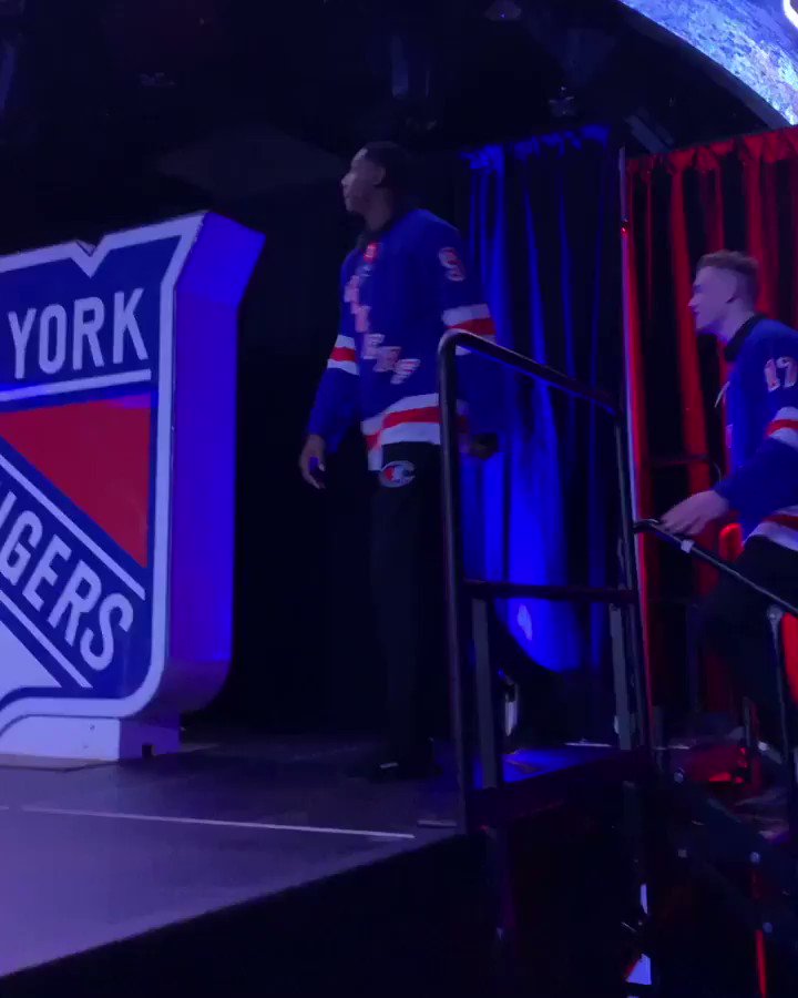 .@thegarden fam just got a whole lot bigger! So much love at the @nyrangers Draft Party for our new guys tonight πβ€οΈ #NewYorkForever
