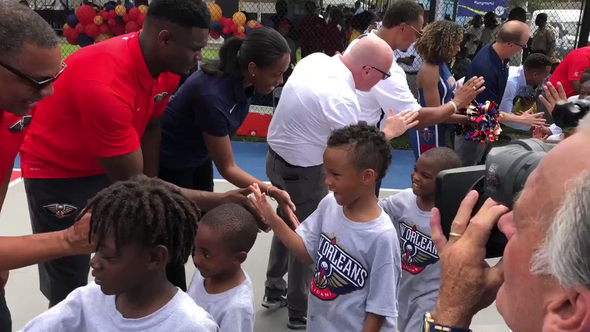 The #Pelicans and the Louisiana Legislative Charity Fund are dedicating a refurbished basketball court at Goretti Playground! @dg_riff @AlvinGentry @SwinCash @Zionwilliamson #LetsDance