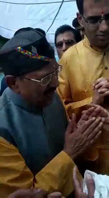Rare Public Appearance! NSA Ajit Doval visited his native village Ghiri in Pauri Garhwal.He gave 1.5L INR to solve a local problem of villagers.It’s not the money but the heart and feeling for your own people’s issues that matters the most.