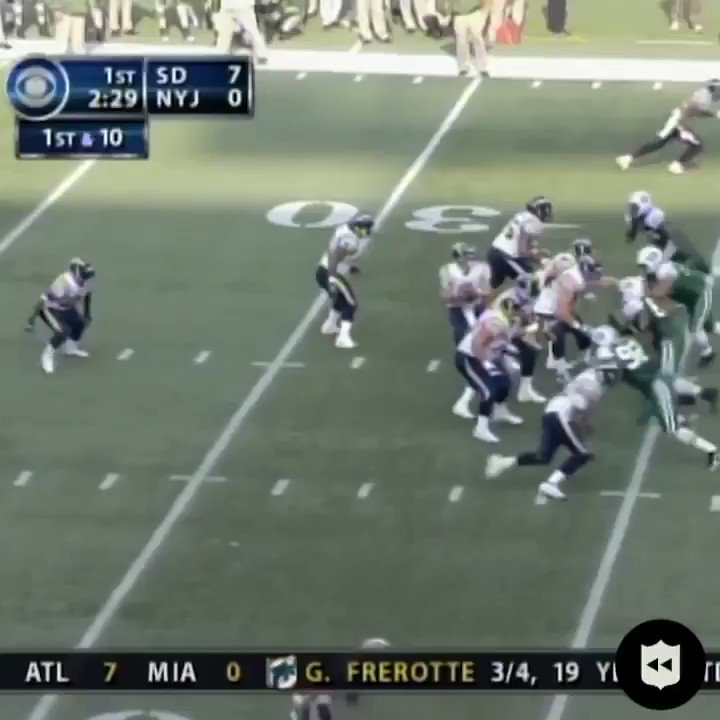 Happy Birthday to one of the true GOATs in NFL history, LaDainian Tomlinson. via  