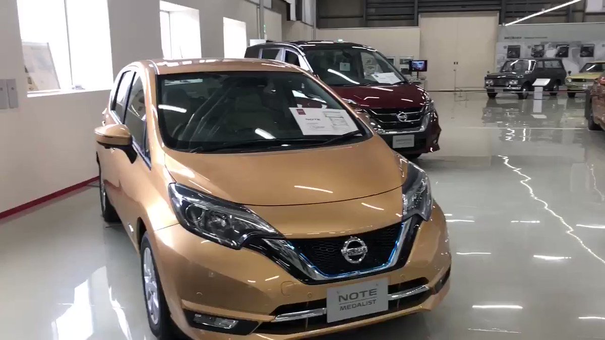 日産ヘリテージコレクション 座間 見学ツアー19 日産あんばさだー Togetter