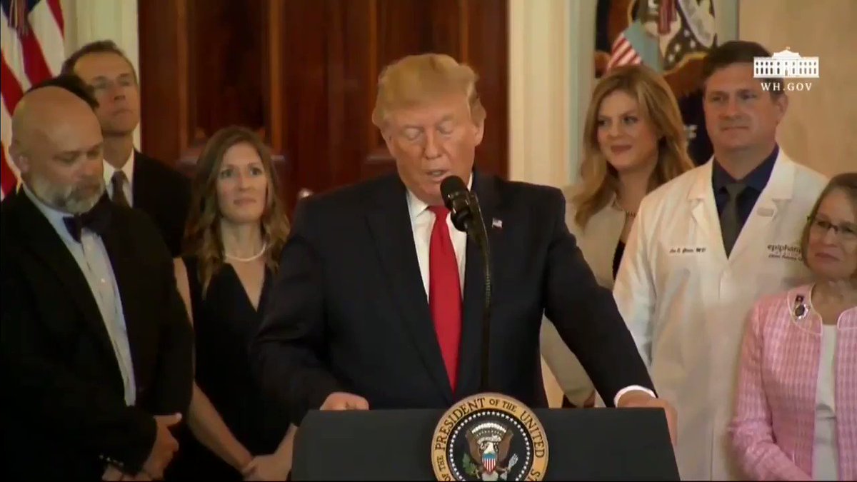 Cable news barely covered it, but @realDonaldTrump signed a groundbreaking executive order yesterday.
It will bring more transparency to health care prices, lower costs, and reduce surprise medical bills.