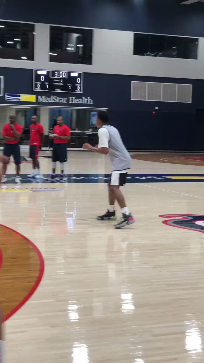 🚨🚨First look at #Wizards 1st round pick Rui Hachimura (@rui_8mura)!!!!🚨🚨
So far, so good!!!! @wizards @WUSA9sports @wusa9 – at Entertainment & Sports Arena