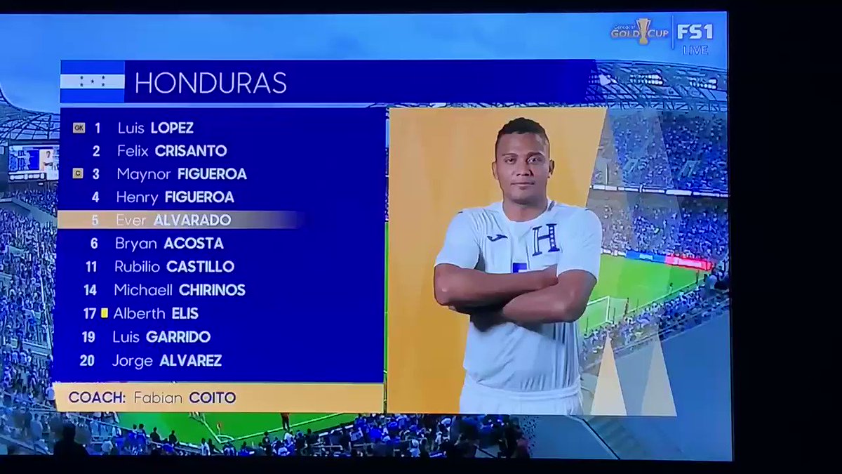 Someone teach Chirinos how to cross his arms like a man and not like a genie. #CONCACAF #GoldCup2019 #HONvsELS