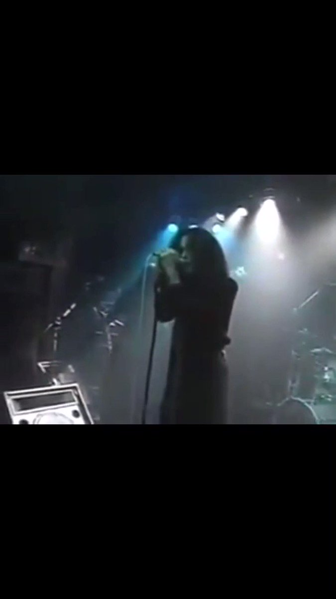 怒羅亞さん Luna Sea 伝説が始まるインディーズ時代の最後の 町田プレイハウスです Ryuichiの誕生日でもあったんだよな 怒羅亞さん Luna Sea 伝説が始まるインディーズ時代の最後の 町田プレイハウスです Ryuichiの誕生日でもあったんだよな