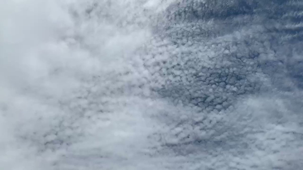 Giant tire treads in the sky? #microwavefrequencies If u feel drugged after going outside,consider the #aerosolspray from βοΈ into air we breathe & #bunkerfuel being dumped in π#climateengineering #silentweaponsforquietwars #wedonotconsent