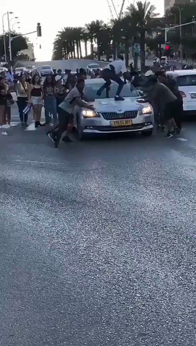 فيديو مُضمّن