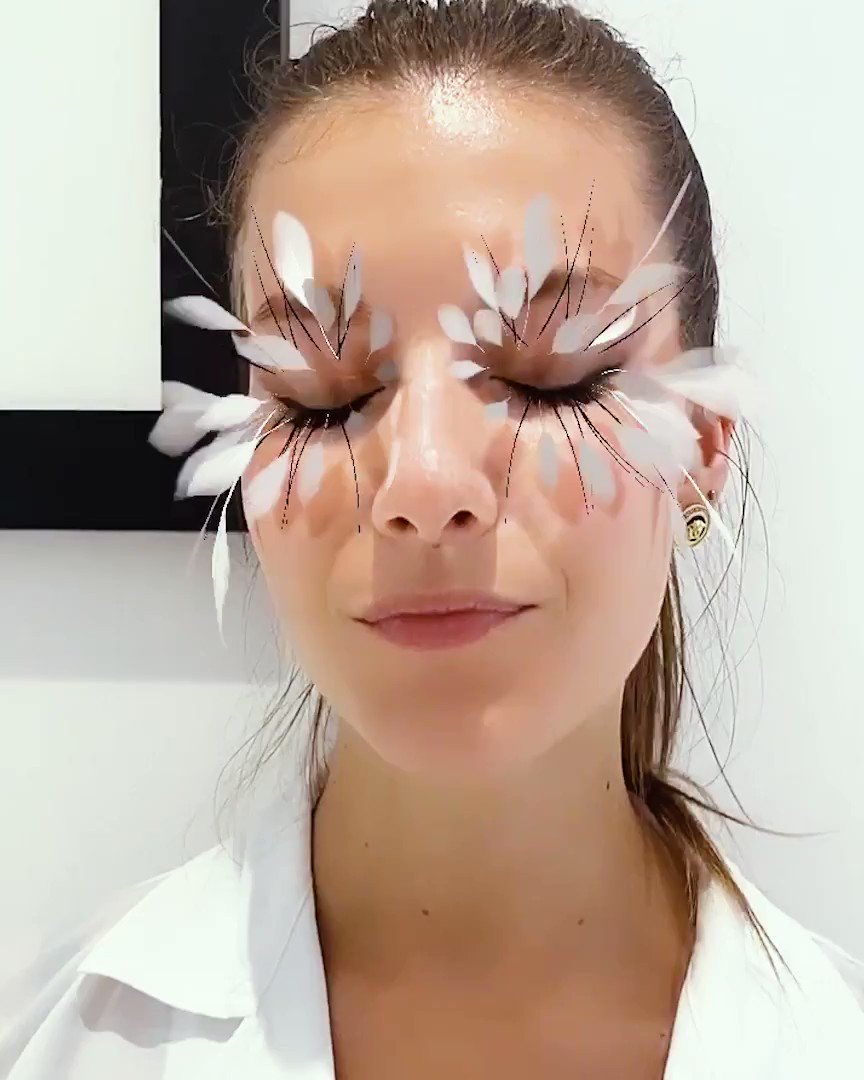 areal Blueprint Overleve Valentino on Twitter: "In advance of the #ValentinoHauteCouture #FW1920  show, the seamstresses of the Maison tried out the Haute Couture eyelash  filter by #youaremyanchorpoint inspired by last season's show. Join us on