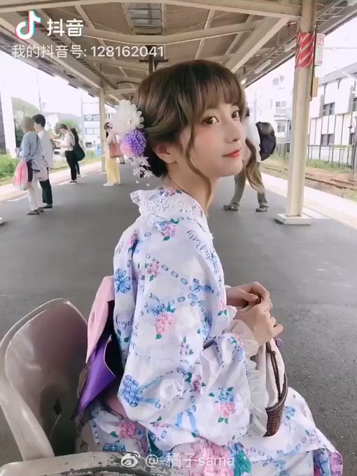 コスプレイヤー橘子のTwitter動画1