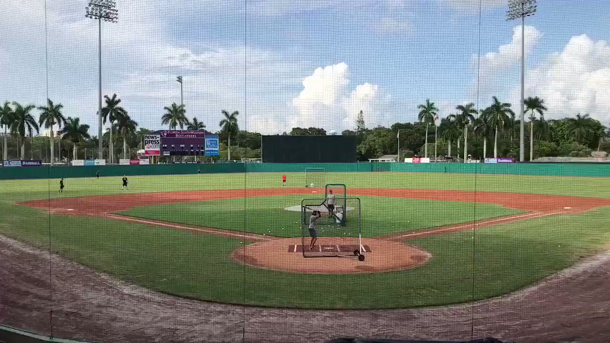 @MGMenendez21 representing @ESB17uAmerican at the HomeRun Derby. @PerfectGameUSA #BCS17u National Championship ⚾️⚫️🔴 @EliteSquad #SquadBoys #SquadUp @House_Of_Grind @Florida_PG @PG_Scouting @PG_Tourney – at City of Palms Park
