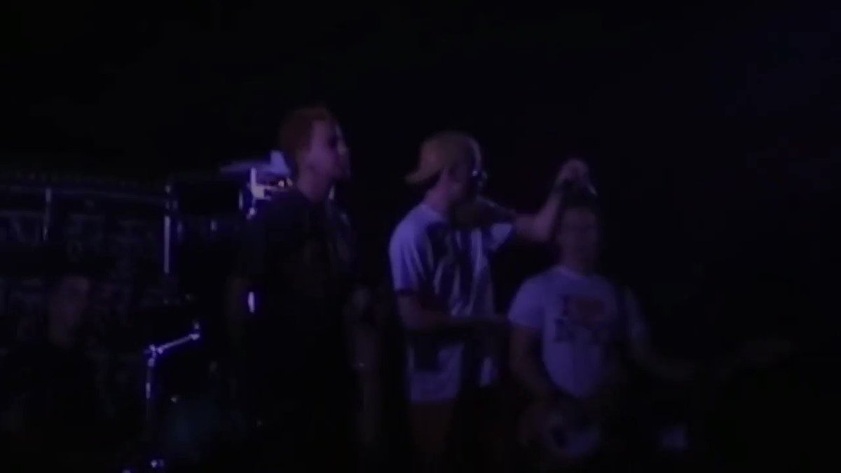 In the memory you'll find me
Eyes burning up
The darkness holding me tightly
Until the sun rises up
π₯ https://youtu.be/ubvLOXet5LIΒ