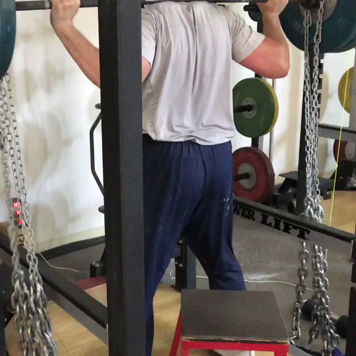 .@dallascowboys LB Sean Lee is currently in “strength speed” phase of his training and has been posting some of his best power outputs at P3. The target velocity for this session was 0.8 m/s. 🤠💪