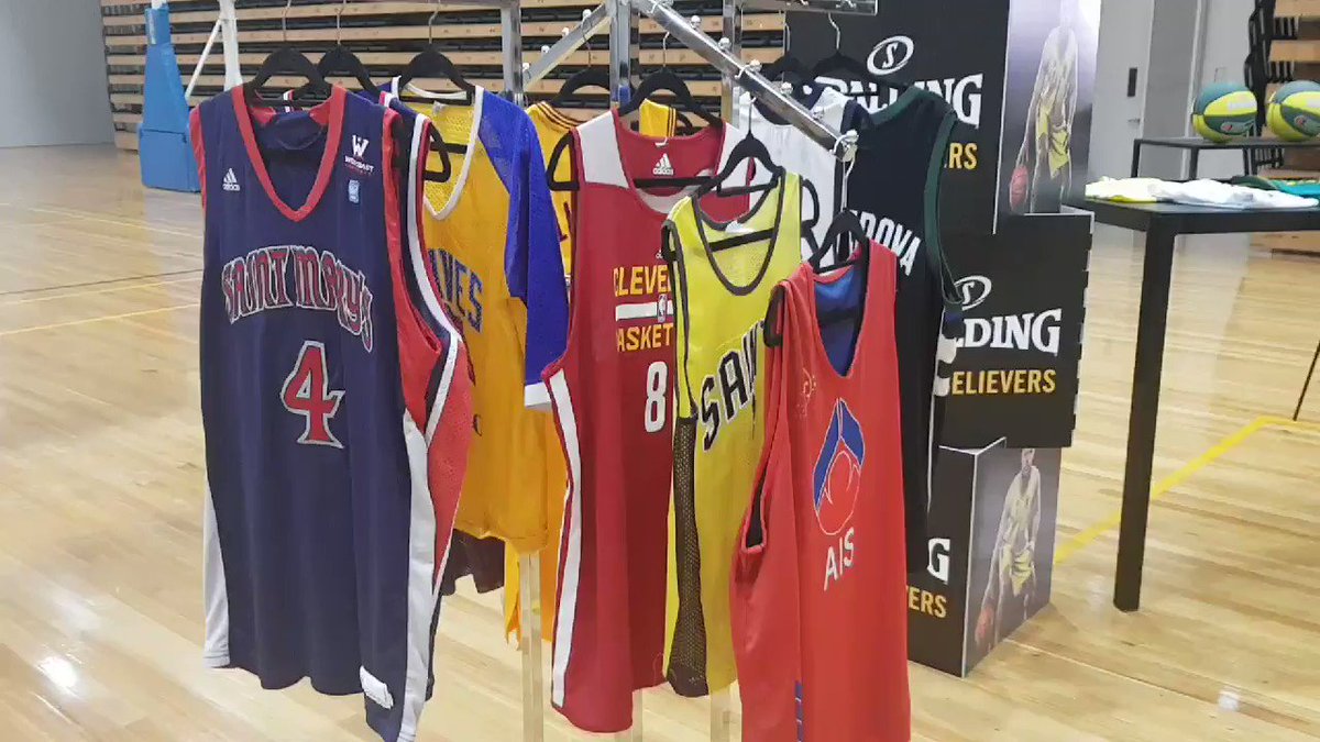 The official @matthewdelly jersey collection !
#AussieHoops @Spalding