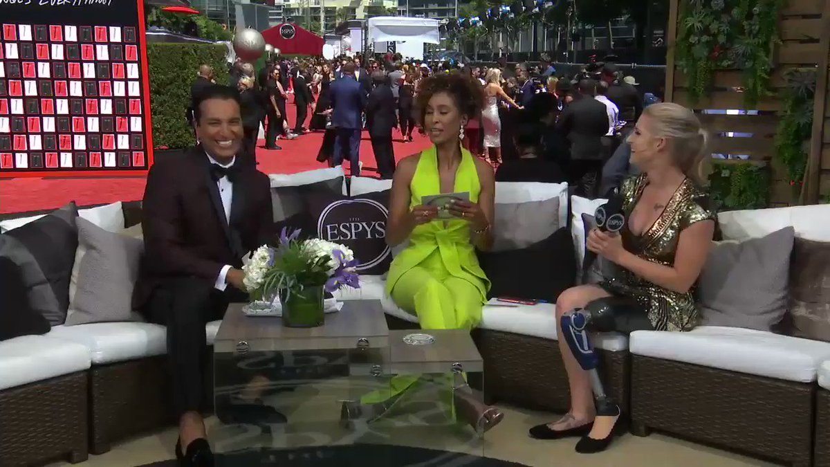 RT @ESPYS: The first-ever Best Esports Moment ESPY goes to @oLARRY2K! https://t.co/UnNMjujZg8