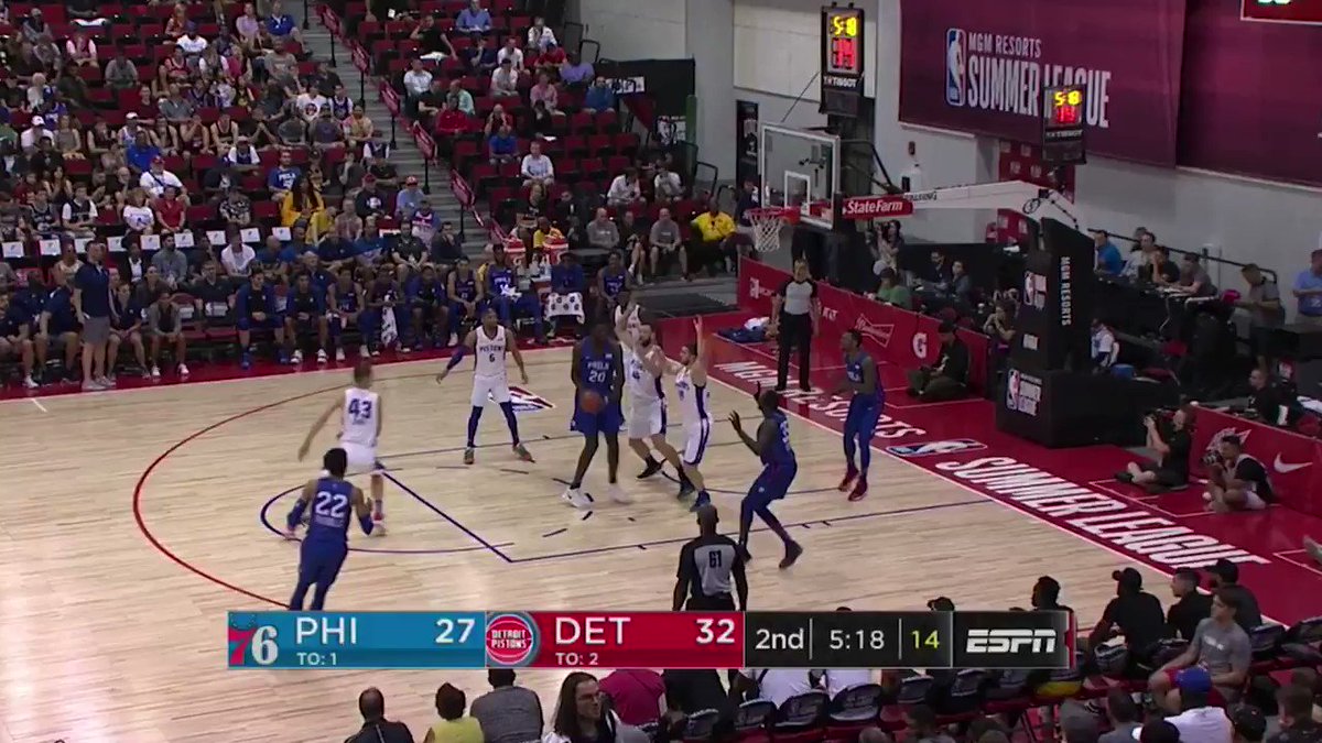 βοΈ @NBASummerLeague stats π
8 pts | 3 reb | 1 stl | 1/3 3PT | 3/3 FT
@ajdavis3 @sixers @BrisbaneBullets #NBLxNBA