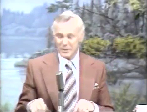 "Ball Four" author Jim Bouton talks with Johnny Carson about the knuckleball on The Tonight Show! (1977) #MLB #BallFour ~ RIP Jim...