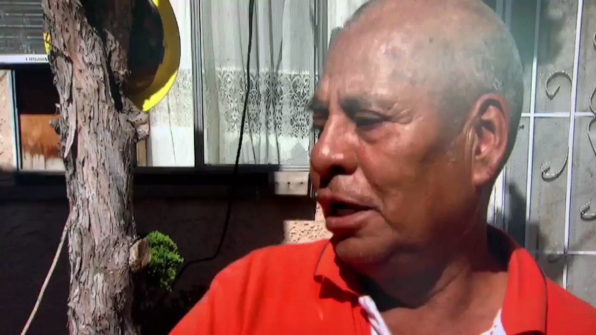 Snow cone vendor robbed, beaten and choked for $80 bucks! Now missing his tooth he asks witnesses to please come forward @Univision34LA vendedor de raspados , víctima de atraco , golpiza y arrastrado del cuello por $80 dólares. Ahora sin un diente pide que los testigos hablen