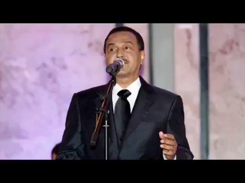 ياقاًري افكارنا ....!
•
•
•
•
وبليت ياقلبي ❤️
واللي عطاني مايمن العطيه
سيدي نساني ويحسب إني نسيته
وبليت ياقلبي ❤️