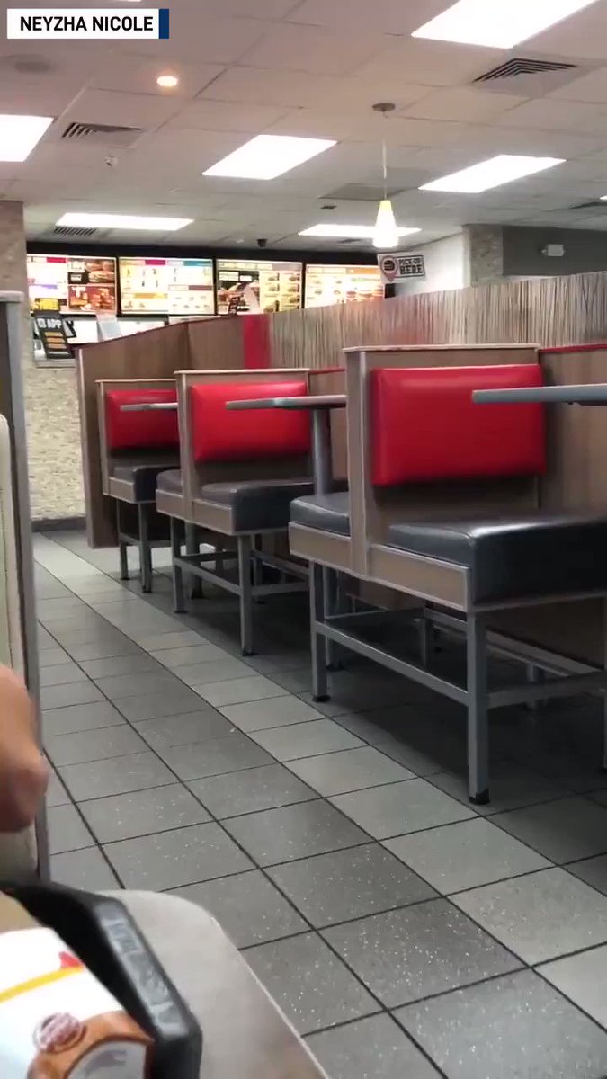 π₯This is how you handle racists.
These two women in Burger King heard a man speaking Spanish.
"GO BACK TO MEXICO" they said.
That man was the manager. Listen to how he replies. π€£π
#fridaythoughts #fridayfeeling #Fridaymotivation