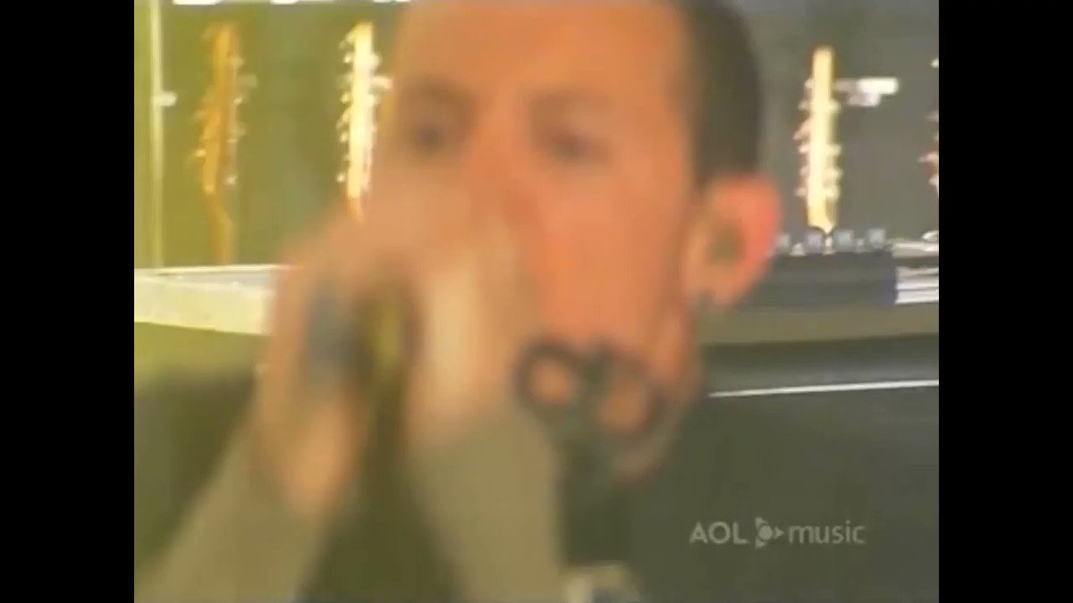 Linkin Park performing "Given Up" at AOL Sessions 2007, featuring the full 17 second scream by @ChesterBe. #MinutesToMidnight