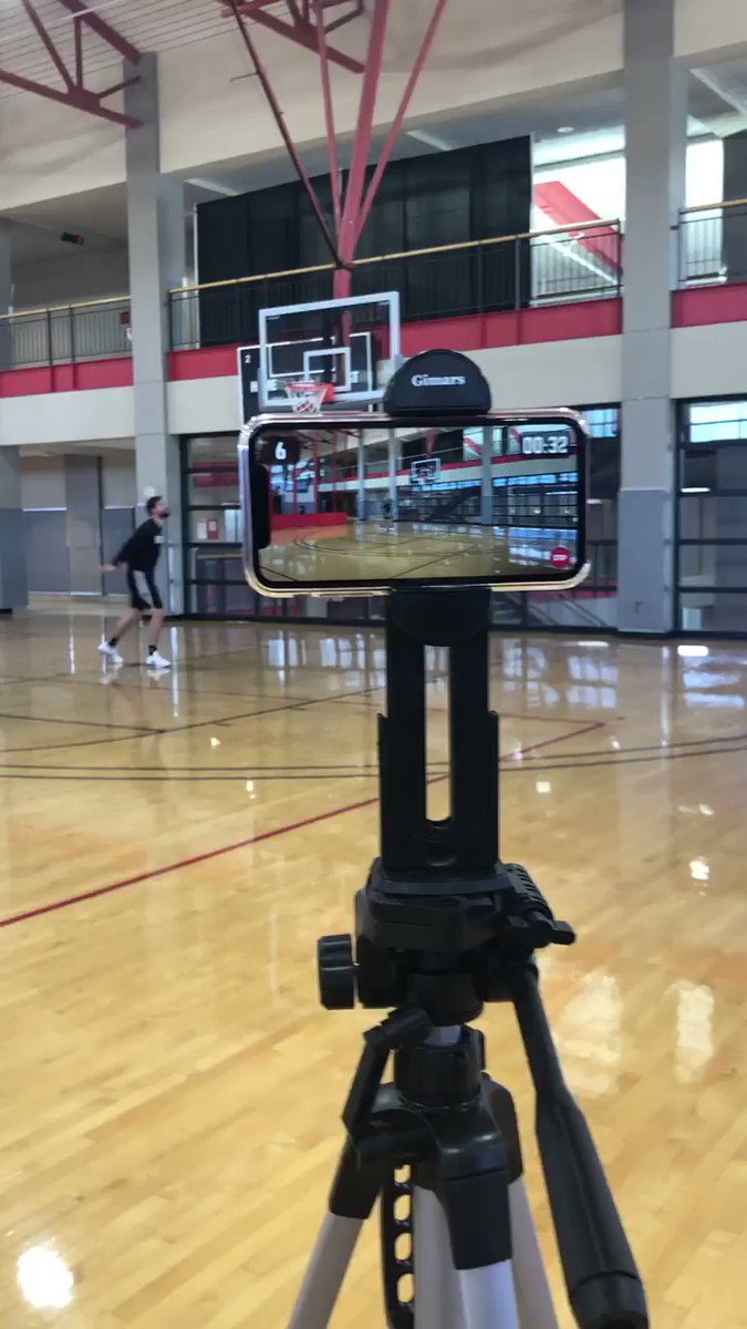 🔥 Joe Harris of the @BrooklynNets takes on the NBA Summer Shootout Challenge! #HomeCourtNBA
@HomeCourtai app: https://apps.apple.com/us/app/homecourt-the-basketball-app/id1258520424 …