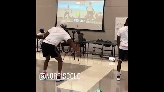 @DwyaneWade @pg30_Cole getting after it in reaction training šš