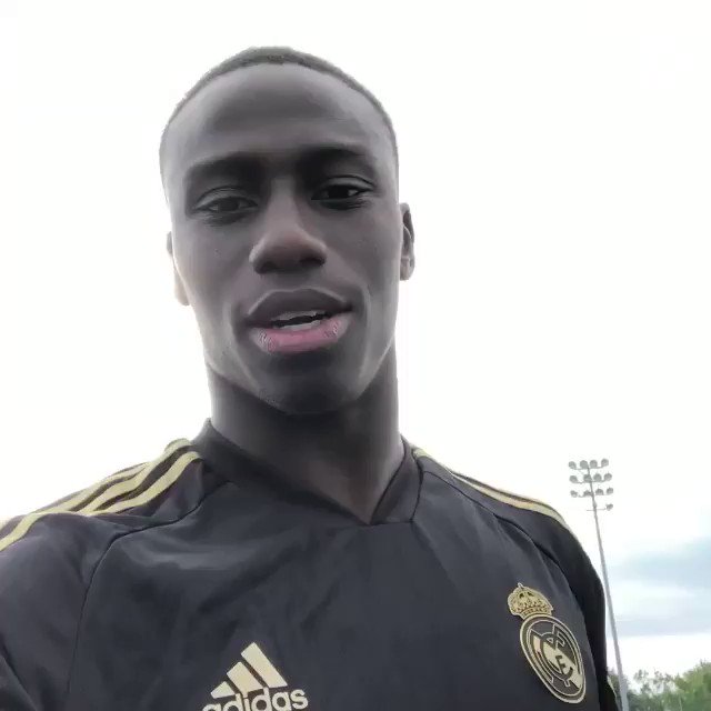 💬 @ferland_mendy: “Los primeros días en Montreal están yendo bien. Estamos trabajando duro y todo va genial.” #RMTour https://t.co/tgv8NziAFH