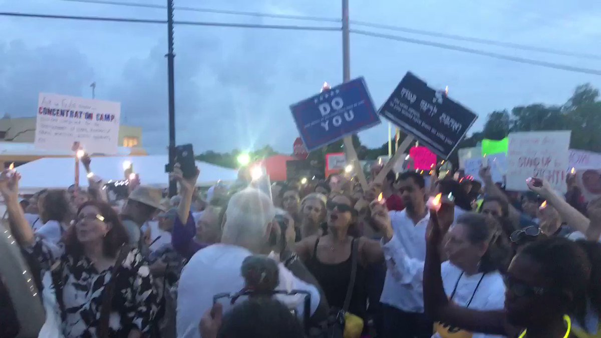 Thousands of people singing outside the Homestead concentration camp for children after an interfaith prayer. #EndChildDetention