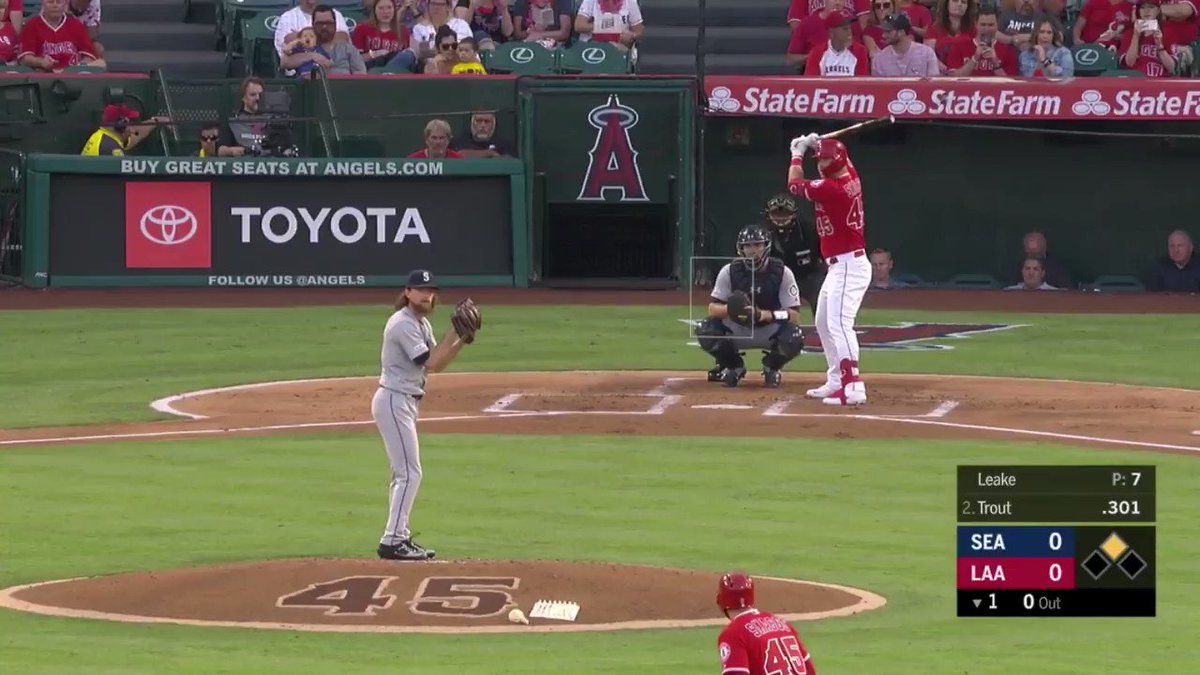 @FabianArdaya's photo on Mike Trout
