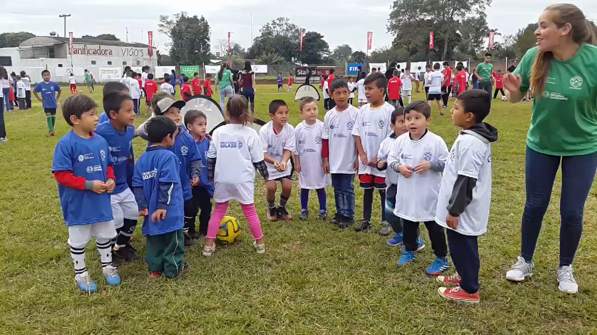 Arrancó una edición más del Programa #GOLAZO, esta vez en la Ciudad de San Pedro del Paraná - Itapúa • La jornada se vive con mucha emoción de los niños y niñas que disfrutan la fiesta deportiva • #VamosParaguay