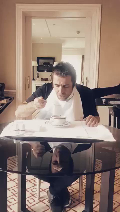 Liam Gallagher (@liamgallagher) on Twitter photo 2019-07-13 17:09:03 #happymanwithaforkinaworldofsoup #happymanwithaforkinaworldofsoup