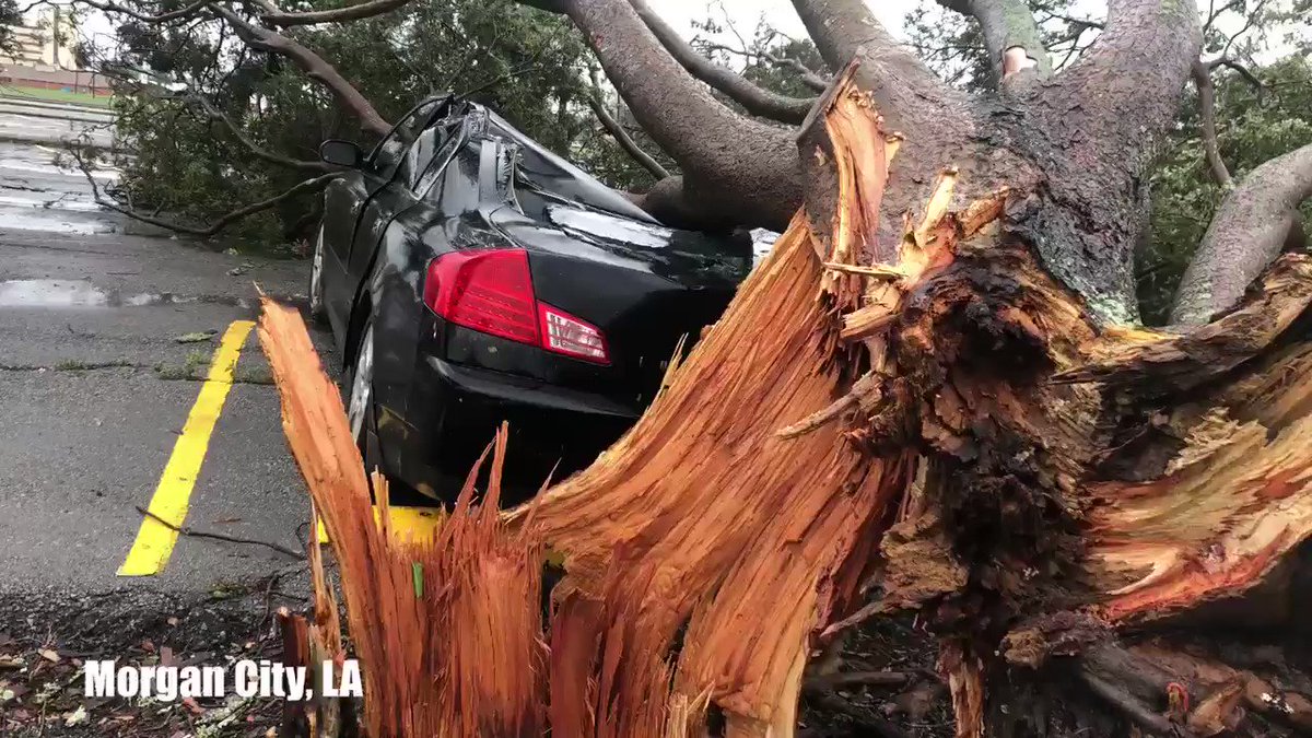 @ReedTimmerAccu's photo on #HurricaneBarry