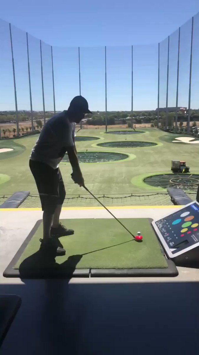 Hey @Nadeshot How’s my swing look?#TopGolf #Golf #Sport #GolfSwing #athlete #ESPY