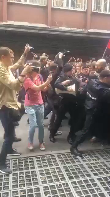 Встроенное видео