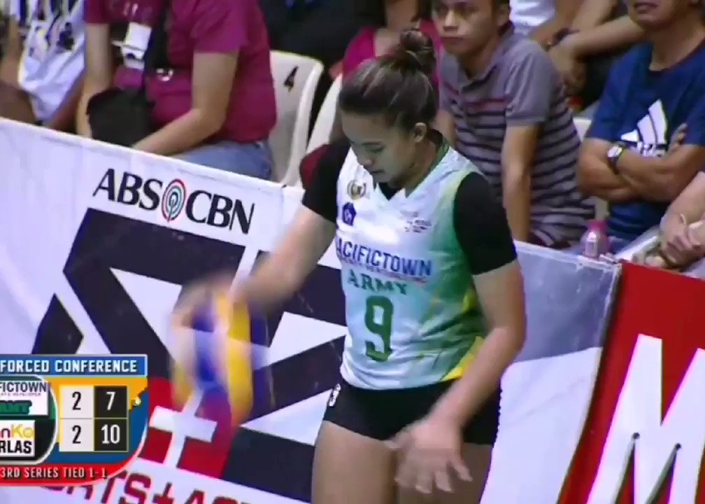 AYAN AYAN NA ANG RESIBONG MAY VOODOO ANG PIKIT AT BULONG NI ALINA SA BOLA 😂 Both are crucial points and both are in the 5th set!
Coincidence, I think not! Chooour! #PVL2019 #goUSTe #KamiNaman https://twitter.com/alvinrommar/status/1150319507870646273 …