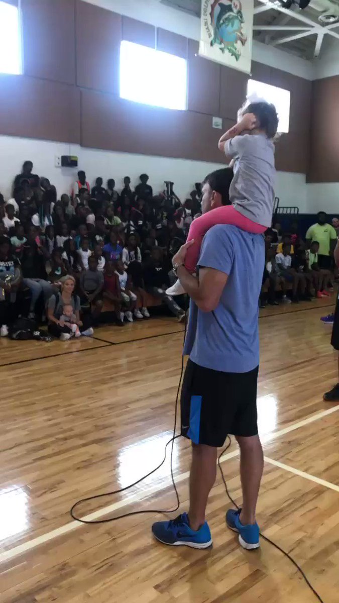 Drew Rosenhaus (@RosenhausSports) on Twitter photo 2019-07-15 14:31:29 RSR youth camp RSR youth camp