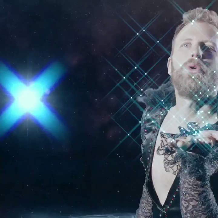@DierksBentley 's #living is a top point gainer today with 417 points on Mediabase. Slightly behind Chesney's new song.