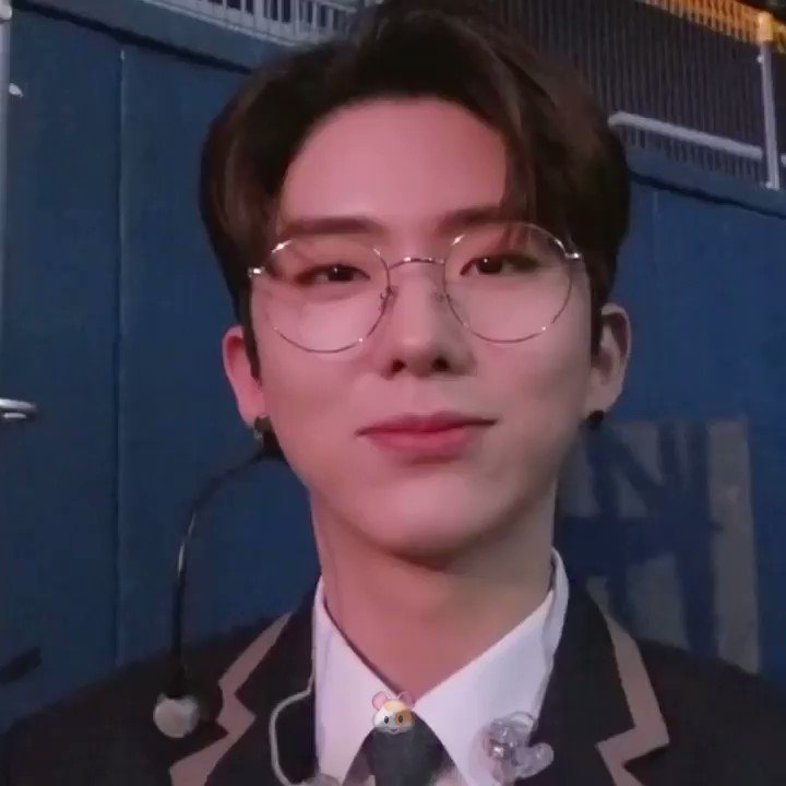 is kihyun trying to show us his duality because yes