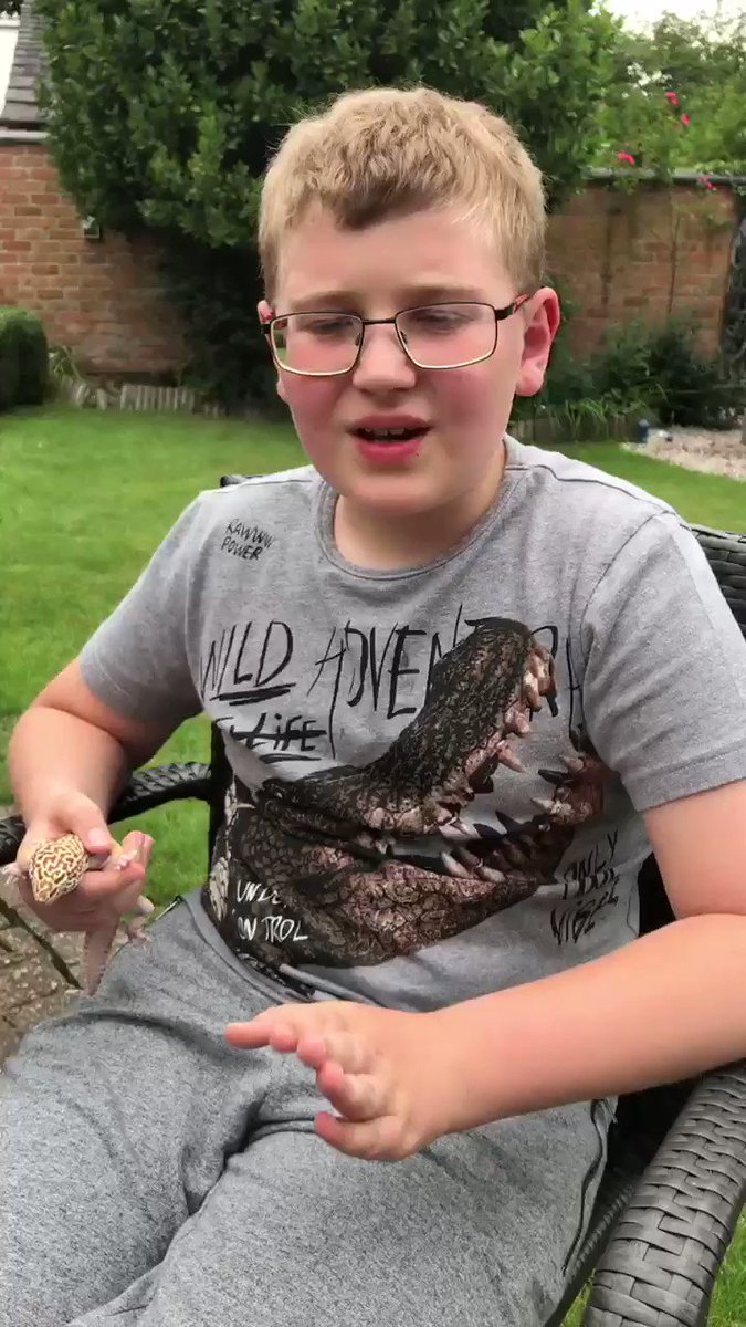 Hi everybody! It’s Alex! I’m back from the hospital but now I need to take Riptor my Gecko to the Reptile hospital because he isn’t doing good. I hope the vet can help. Fingers crossed please. I’m worried about him. 🦎 #Riptor #Gecko #AlexandersJourney #DumSpiroSpero
