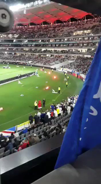 Box2Box Football (@_box2box) on Twitter photo 2019-07-18 08:12:26 Fred the Red giving Leeds fans shit is exactly what you want from a mascot. Fred the Red giving Leeds fans shit is exactly what you want from a mascot.