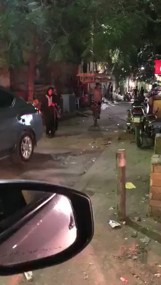 وتقول ليش تحب المصريين 😂😂😂والله ناس قلوبها طيبه بس ضغوط الحياة تخلي الواحد "ينفس" بكم كلمه وبعدها ترجع القلوب نظيفة 🇪🇬❤️#مصر