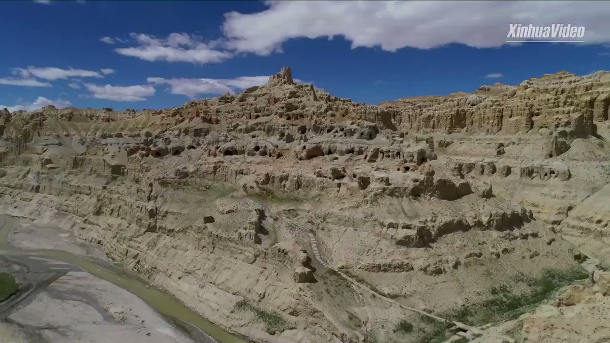 Take an aerial view of an earth forest that covers an area of nearly 2,500 sq km in southwest China's Tibet. #FlyOverChina
