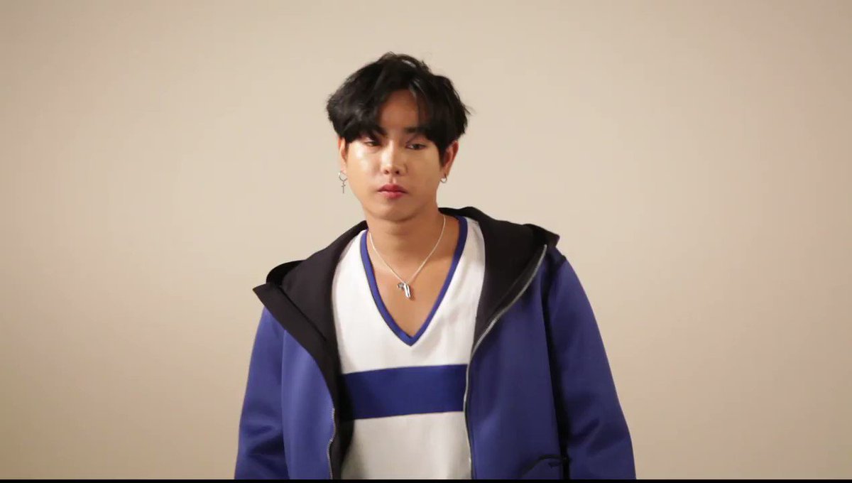 #ช่วงไอดอลของน้องโย แค็บหมูน้องน่ะคินบ่อย แต่ที่แคปบ่อยๆ อะรูปเฮียย (ฅ• . •ฅ)ﻌﻌﻌ ♥แวะมาปาคลิปให้แคปพร้อมเสิร์ฟ #DutchieYoghurt ยั่วๆ ที่มีสารพัดวิตามิน เติมความสดชื่นให้ร่างกายตื่น คึกคักเหมือนพี่คนนี้ไงฮับ ใครไม่นิ้มตามก็ใจแข็งไปแน้ววว
#กินทุกวันดีทุกวัน
#เป๊กผลิตโชค