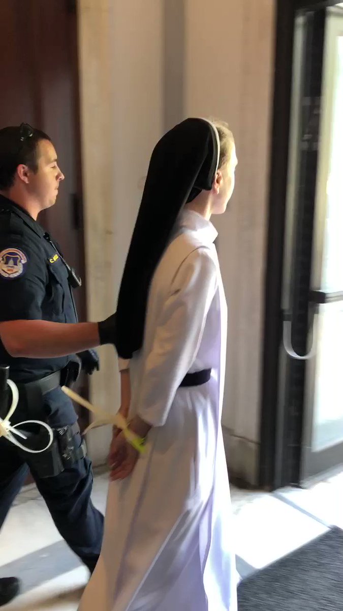 Minh Ngo (@minhtngo) on Twitter photo 2019-07-19 21:00:58 America in 2019: Franciscan nuns and monks in handcuffs for peacefully protesting Trumps inhumane immigration policies. #CloseTheCamps #EndChildDetention #CatholicDayOfAction #ResistersForum twitter.com/minhtngo/statu… America in 2019: Franciscan nuns and monks in handcuffs for peacefully protesting Trumps inhumane immigration policies. #CloseTheCamps #EndChildDetention #CatholicDayOfAction #ResistersForum twitter.com/minhtngo/statu…