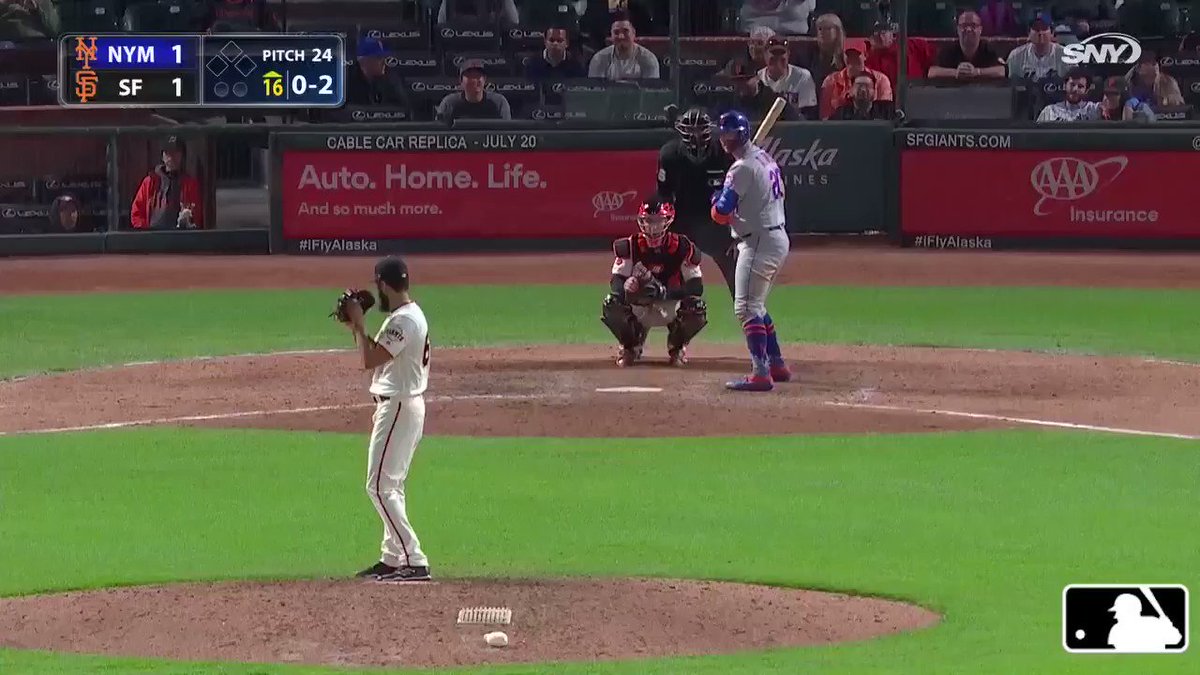 The MLB social team’s current favorite player: @Pete_Alonso20. 😉
(MLB x @BankofAmerica)