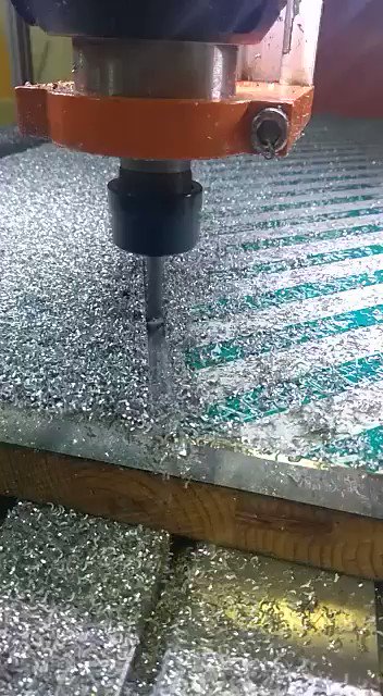 Milling the RotoBit support base
#TeamCusano #TeamTuscia #Eurobench #EUproject #H2020 #Engineering #Balance #Robitics
@JTaborri @Stefanross78 @Dnt91Erika @BeatEurobench @Eurobench_RIA