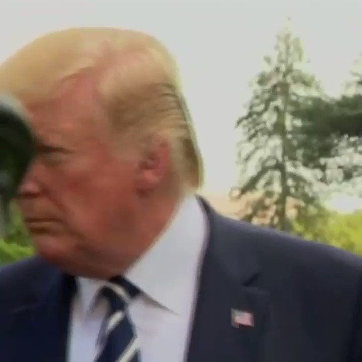 LOL! This is classic. A foreign reporter asks Trump a detailed Q about his Africa policy in general & Zimbabwe specifically
Trump's response? "We're looking at Zimbabwe right now." That's it. He then moves on as quickly as possible
He's absolutely incapable of discussing policy