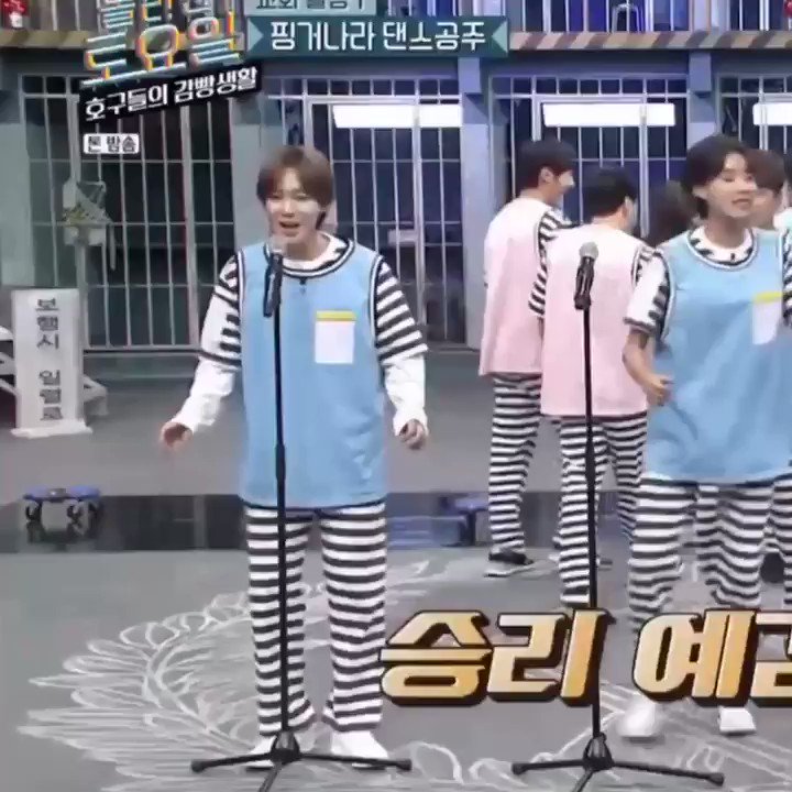 that butt shake and his face 😆
KIM JINWOO is sooooo adorable!💙💙💙💙
this will 4ever make me uwu😍😍😍😍
#WINNER #KIMJINWOO #Jinu #김진우
pic.twitter.com/7EV2DcZbi5